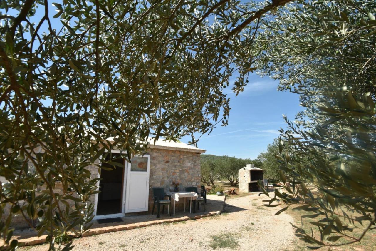 Cottage Rugonj Stari Grad  Exterior foto